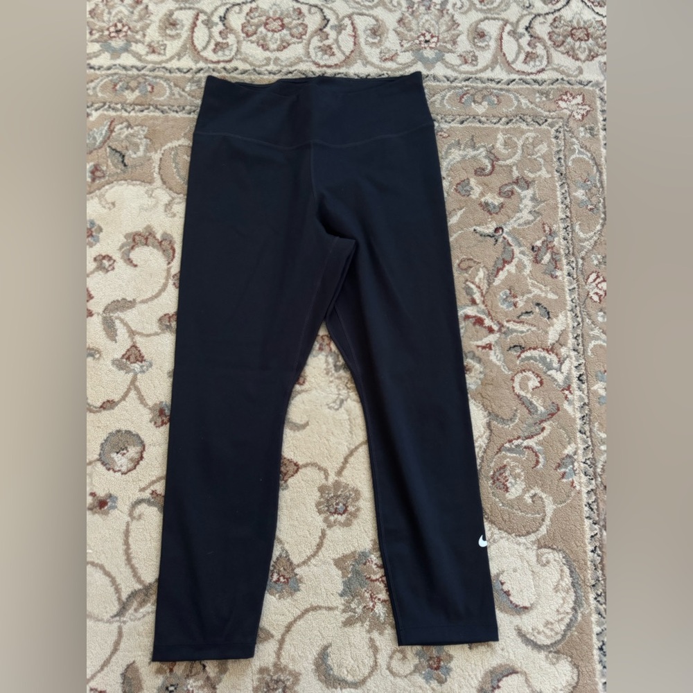 Nike Women’s Black Dri-FIT Leggings